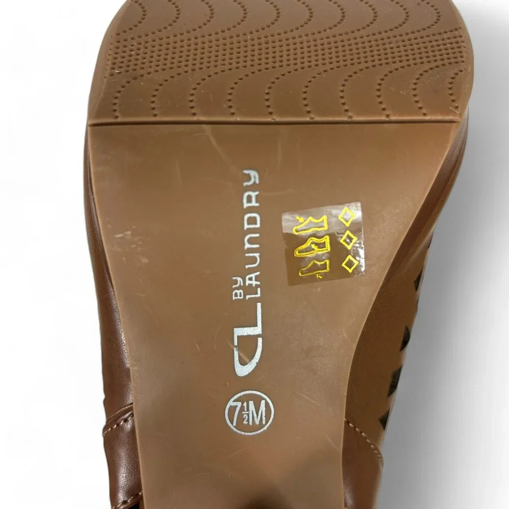 CL BY LAUNDRY Womens Ankle Buckle Sandal Size 7.5M Brown Faux Leather Perforated